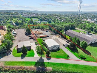 Plus de détails pour 1160 Commerce Dr, Pottstown, PA - Industriel à louer