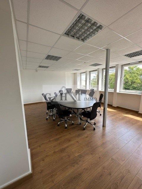 Bureau dans Montreuil à louer Photo intérieure- Image 1 de 13