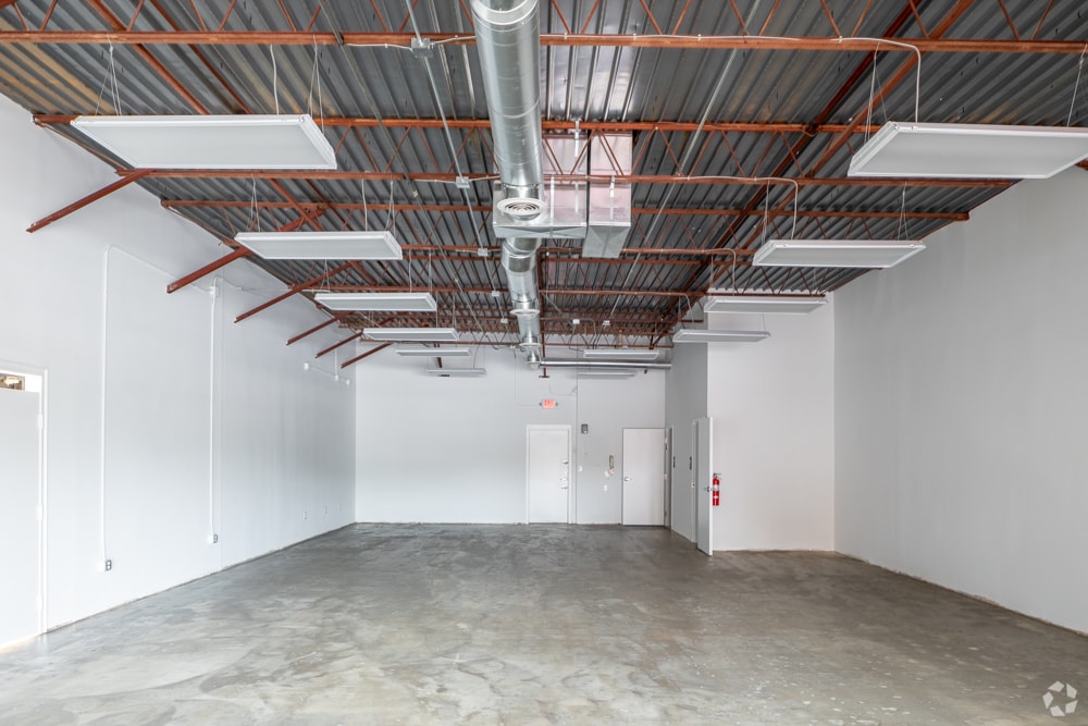 7702-7760 Spalding Dr, Norcross, GA à louer Photo intérieure- Image 1 de 2