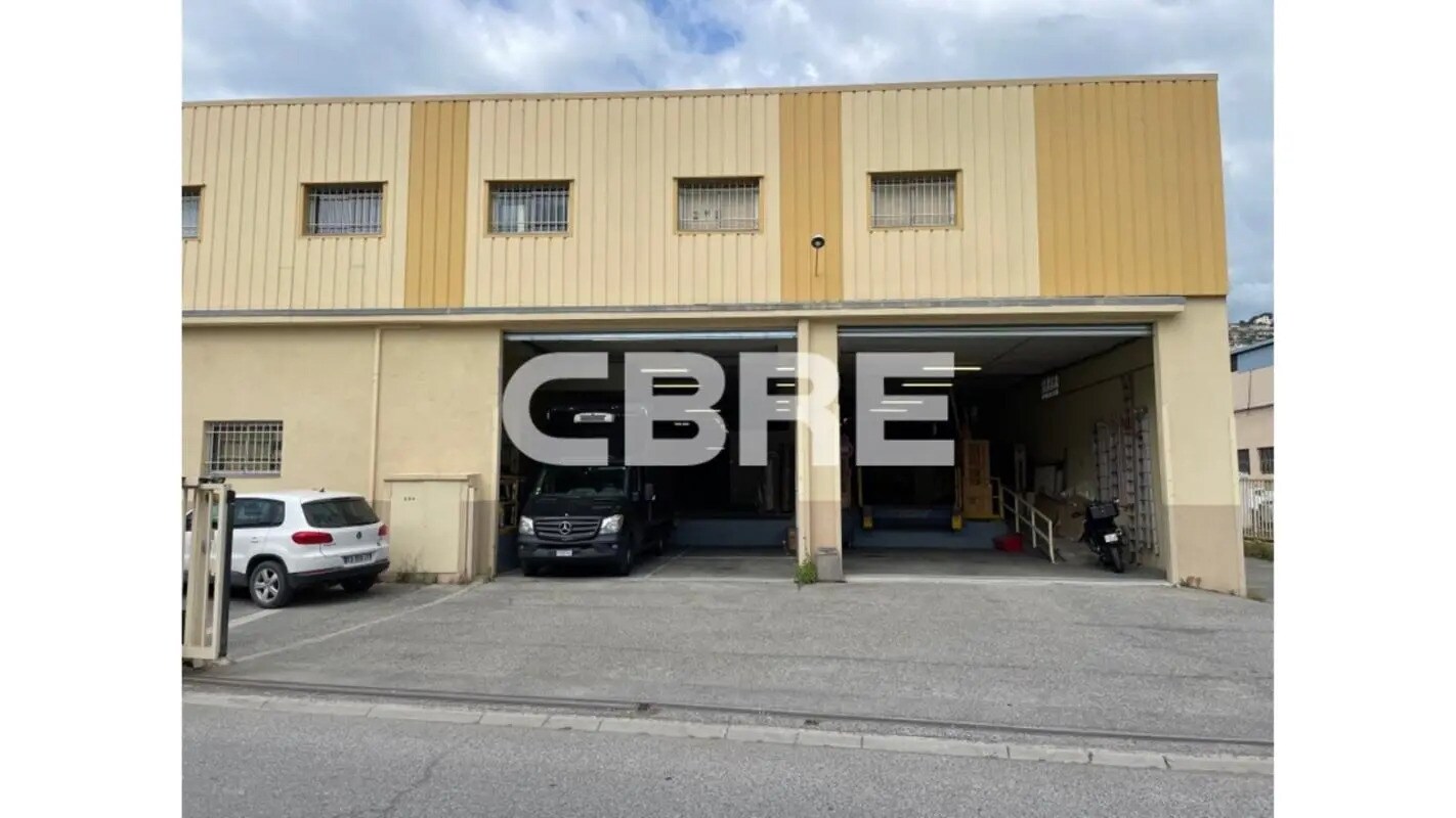 Office in Saint-Laurent-du-Var for lease Building Photo- Image 1 of 18