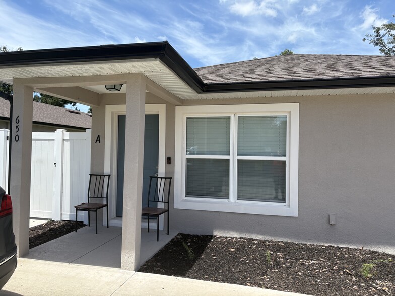 640-650 E Grapefruit Ave, Lake Alfred, FL à vendre - Photo du bâtiment - Image 1 de 18
