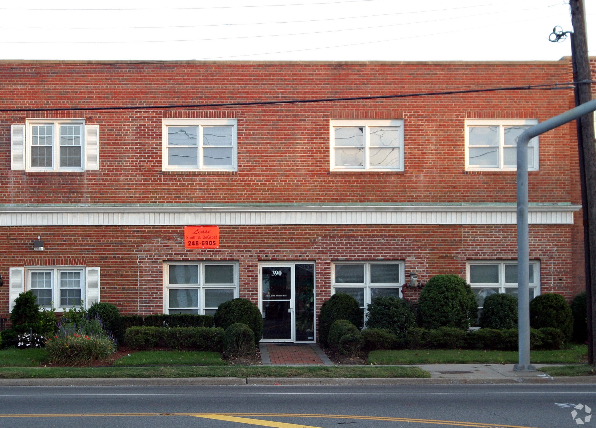 390 Old Country Rd, Garden City, NY for lease Primary Photo- Image 1 of 4