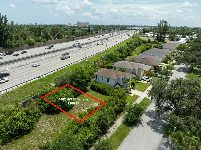 131 42nd Court, Deerfield Beach, FL à vendre - Aérien - Image 3 de 3