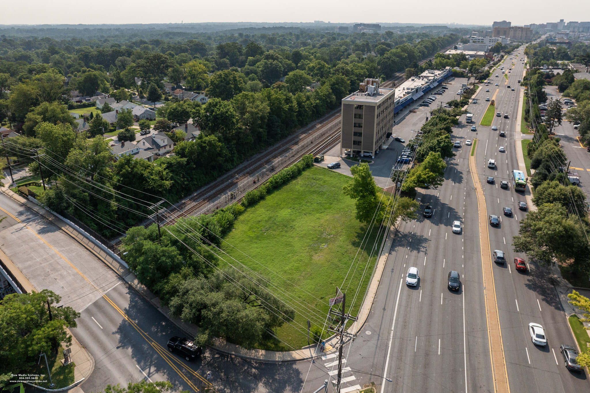 900 Rockville Pike, Rockville, MD à vendre Photo du b timent- Image 1 de 5