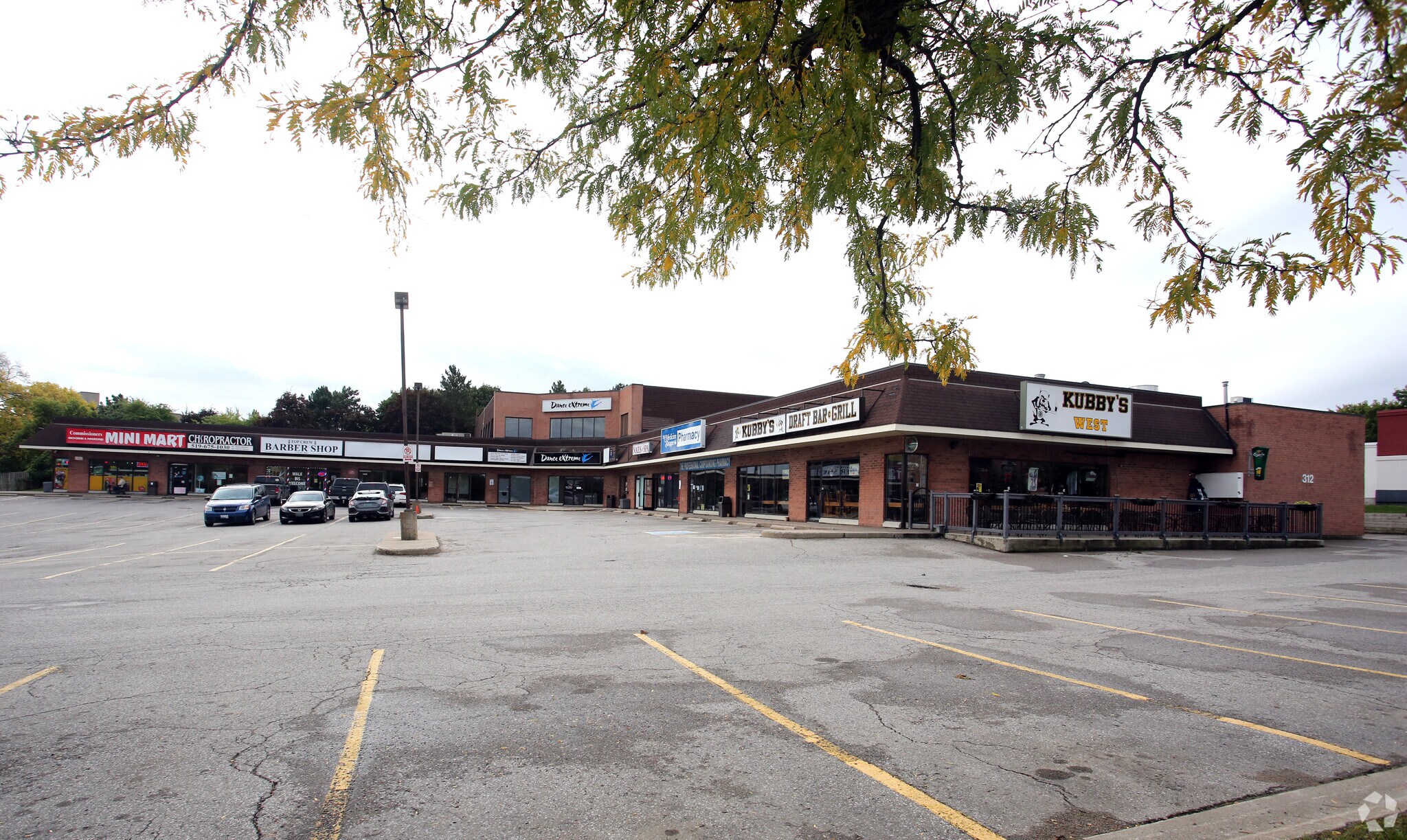 312 Commissioners Rd W, London, ON for sale Primary Photo- Image 1 of 1