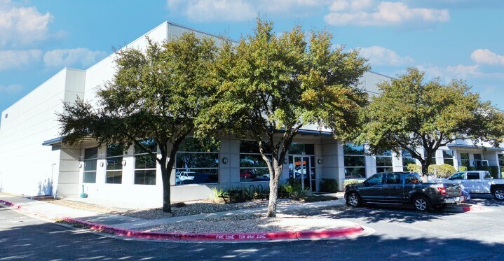 1130 Rutherford Ln, Austin, TX à louer Photo principale- Image 1 de 8