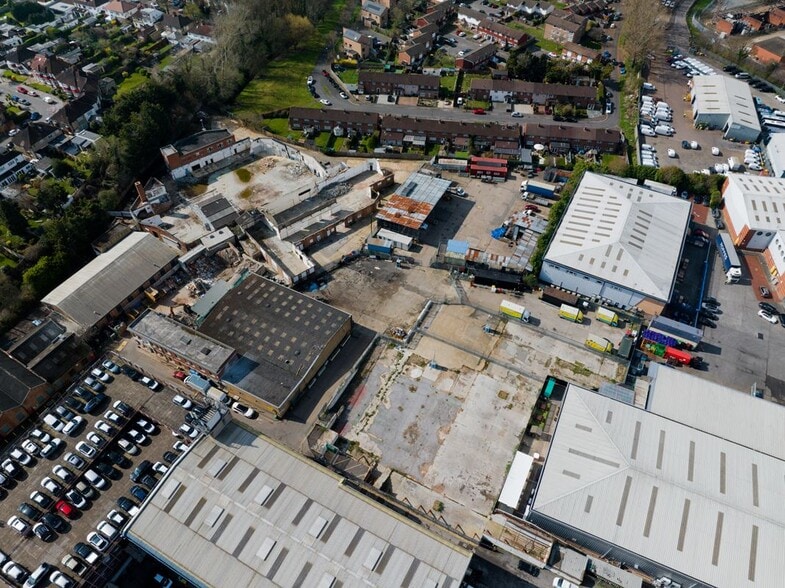 Mill Ln, Croydon for lease - Building Photo - Image 2 of 6