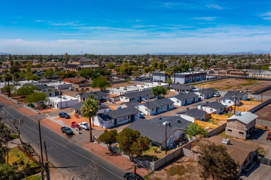 2820-2844 W Augusta Ave, Phoenix, AZ à vendre - Photo du bâtiment - Image 2 de 17