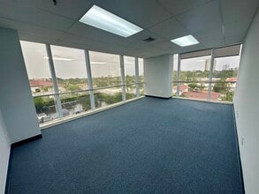 1600 S Federal Hwy, Pompano Beach, FL for sale Interior Photo- Image 2 of 8