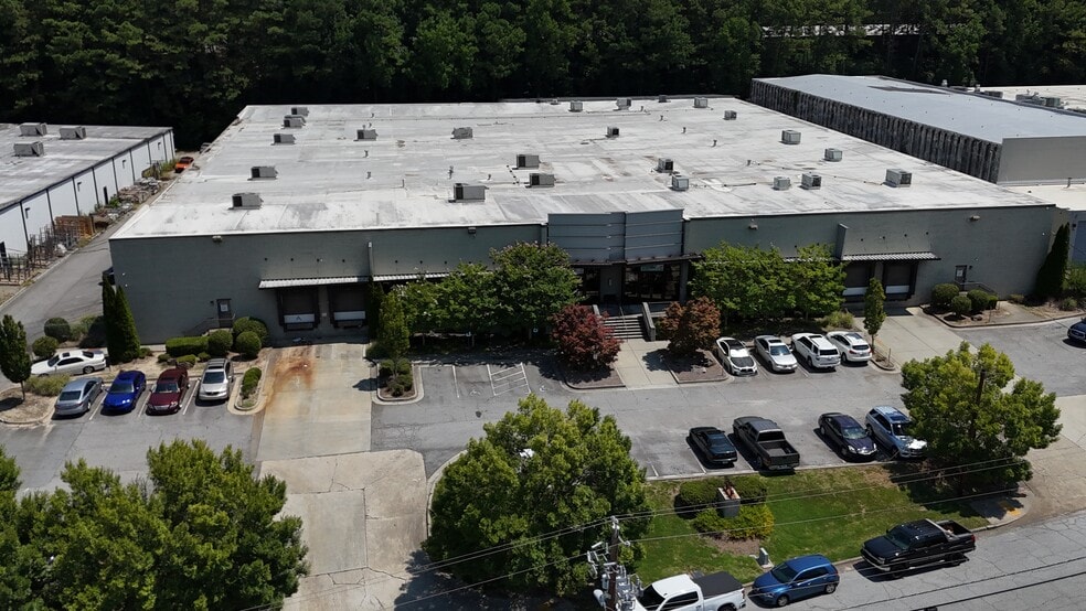 2279 Defoor Hills Rd NW, Atlanta, GA for lease - Building Photo - Image 3 of 12