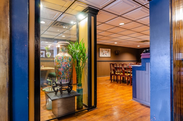 1044 E 9th St, Lockport, IL for sale - Interior Photo - Image 3 of 29