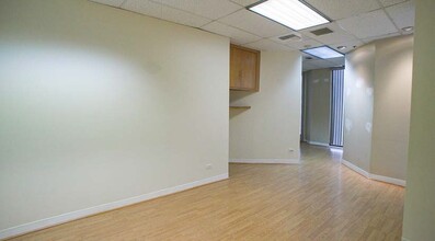 1801-1831 Wilshire Blvd, Santa Monica, CA for lease Interior Photo- Image 2 of 2