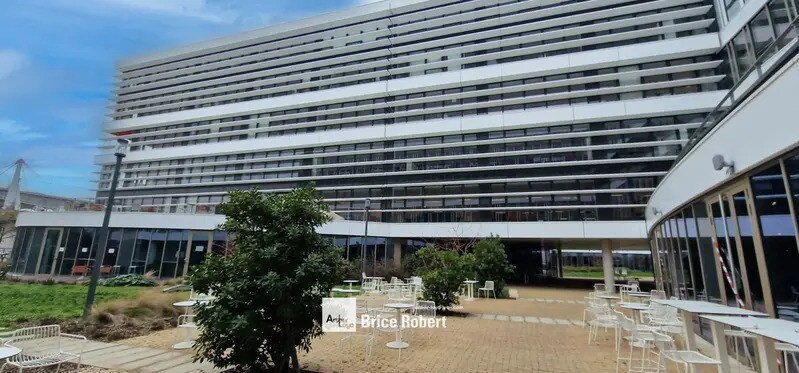 1 Rue Alexander Fleming, Lyon à louer - Photo du bâtiment - Image 3 de 24