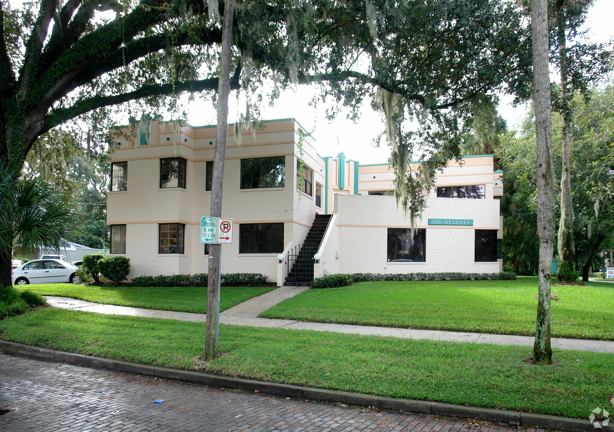 605 Delaney Ave, Orlando, FL à louer Photo principale- Image 1 de 23