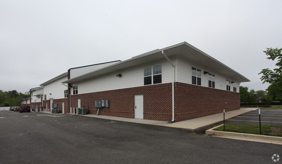 8191 Jennifer Ln, Owings, MD for lease - Building Photo - Image 3 of 16