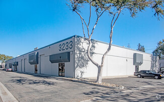 Plus de détails pour 3233-3283 De La Cruz Blvd, Santa Clara, CA - Industriel à louer