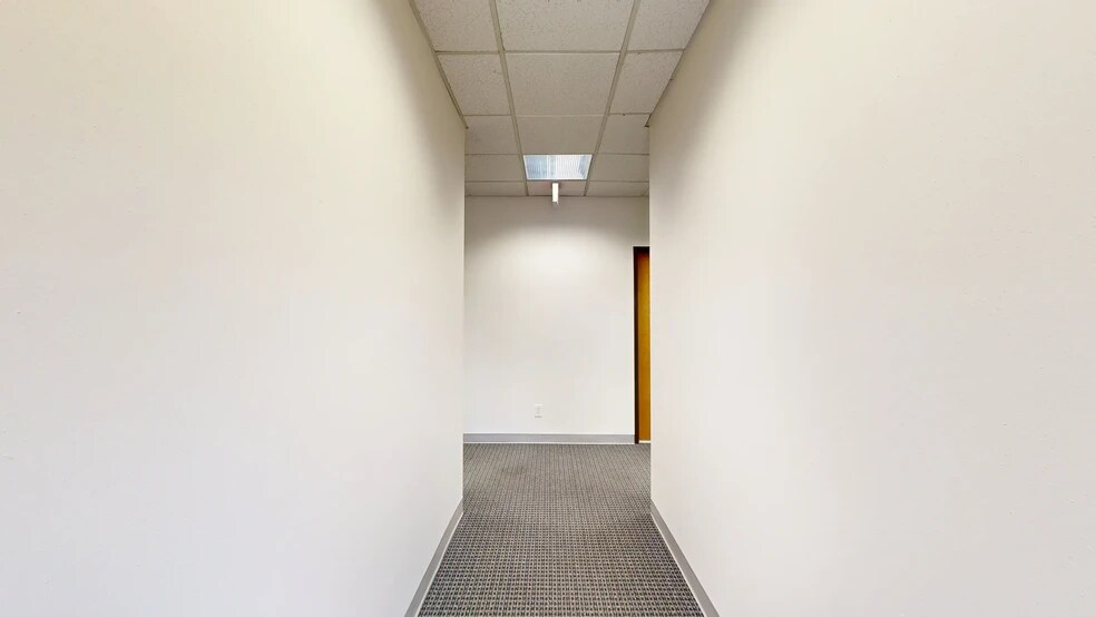 1205 W Carrier Pky, Grand Prairie, TX à louer - Numérisation 3D de Matterport - Image 2 de 24