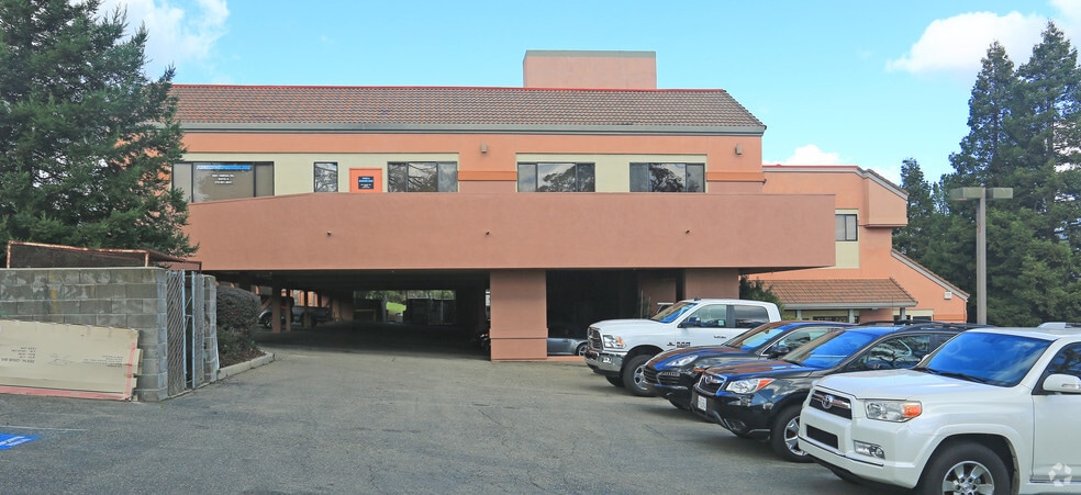 2001 Omega Rd, San Ramon, CA à louer - Photo du bâtiment - Image 3 de 3