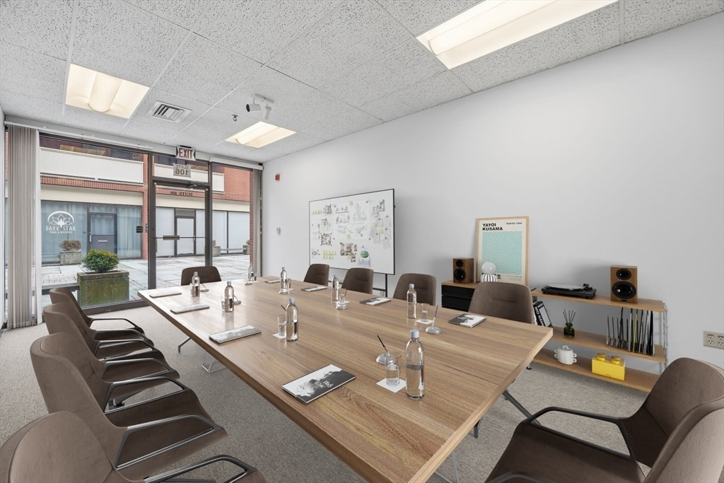 20 Central St, Salem, MA à louer Photo intérieure- Image 1 de 17