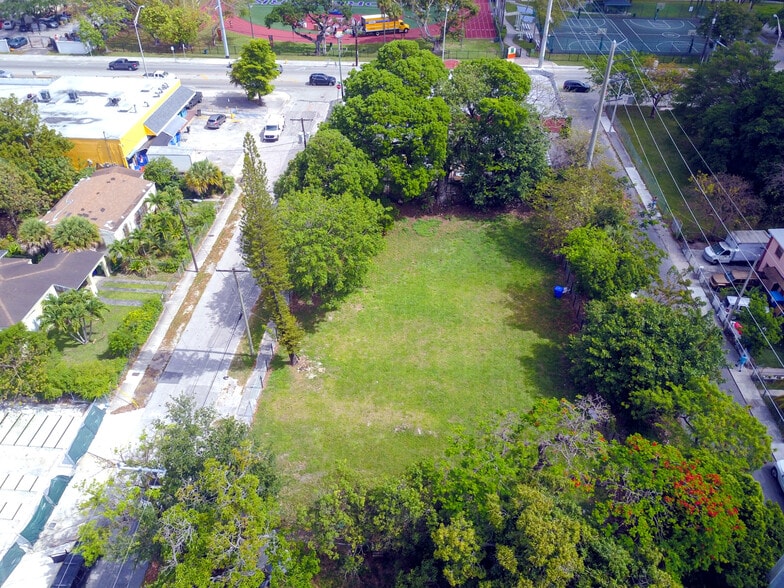 3509 NW 9th Ave, Miami, FL à vendre - Photo du bâtiment - Image 2 de 10