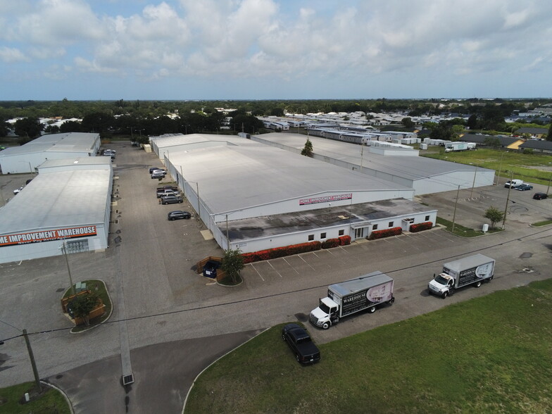 10284 US Highway 19 N, Pinellas Park, FL à louer - Photo du b timent - Image 1 de 45