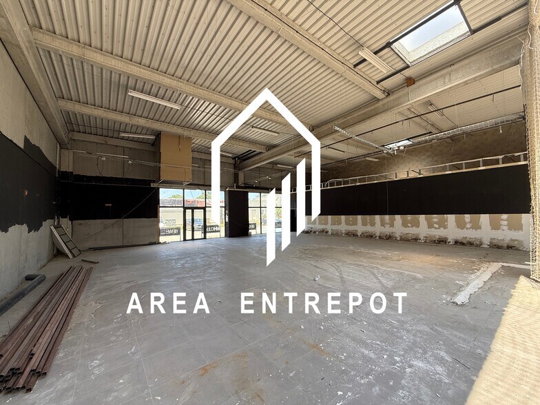 108 Rue Du Dirigeable, Aubagne for lease - Building Photo - Image 3 of 5