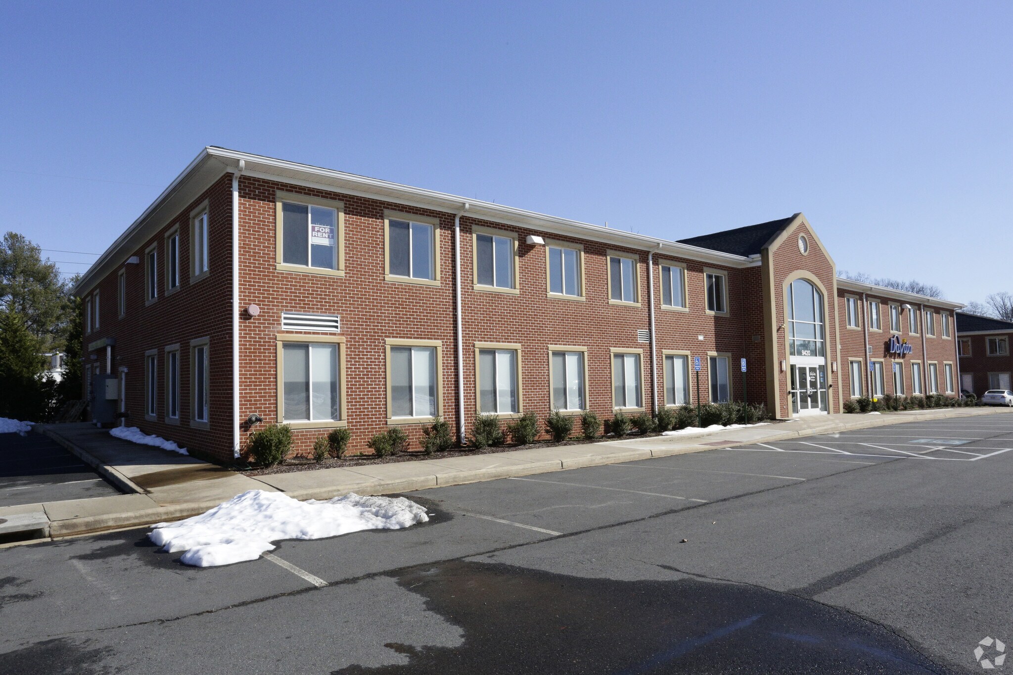 9420 Forestwood Ln, Manassas, VA for lease Primary Photo- Image 1 of 20