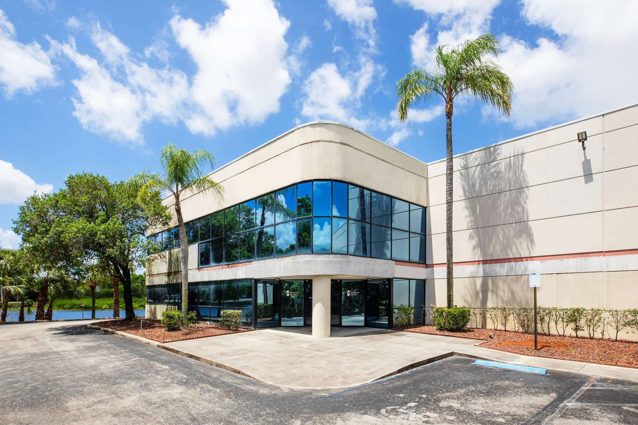 13800 Logistics Center, Sunrise, FL for lease Building Photo- Image 1 of 4