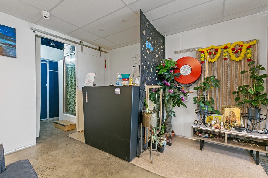 354 Bell St, Preston for sale - Interior Photo - Image 3 of 3
