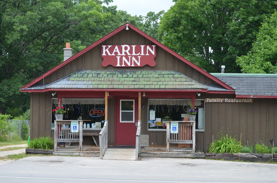 7484 Karlin Rd, Karlin, MI for sale - Building Photo - Image 1 of 1