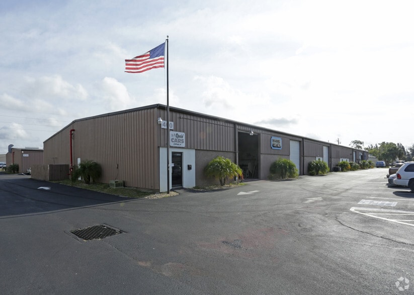 400 Douglas Rd, Oldsmar, FL for lease - Building Photo - Image 3 of 4