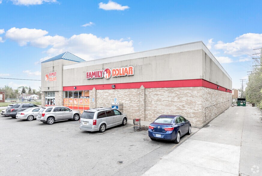 19737 Mound Rd, Detroit, MI à louer - Photo du bâtiment - Image 2 de 4