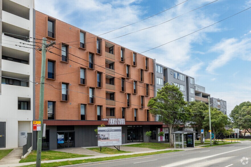 27 Punchbowl Rd, Strathfield South à louer - Photo du bâtiment - Image 2 de 3