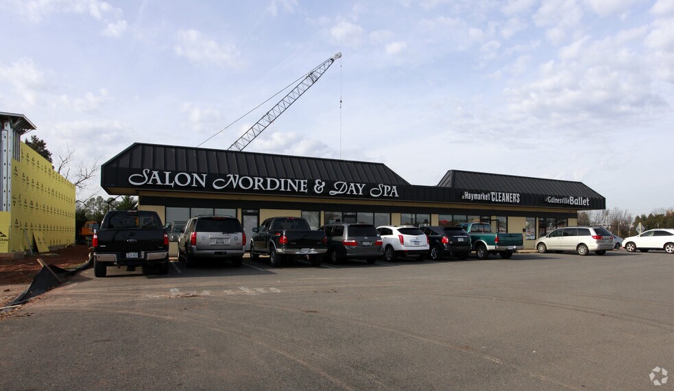 7522-7528 Old Linton Hall Rd, Gainesville, VA for lease - Building Photo - Image 1 of 1