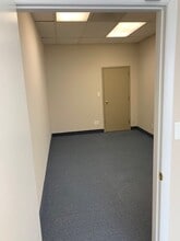 6552-6566 Backlick Rd, Springfield, VA for lease Interior Photo- Image 2 of 5