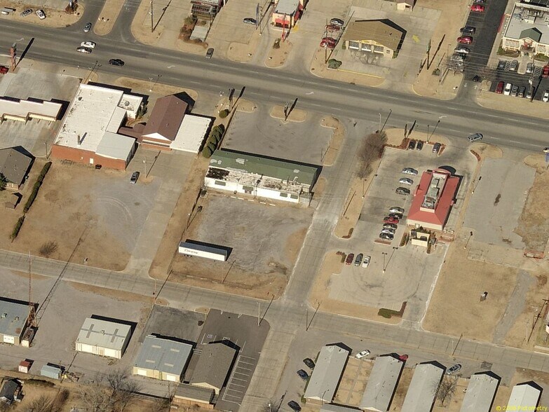 6202 NW Cache Rd, Lawton, OK for sale - Building Photo - Image 3 of 3