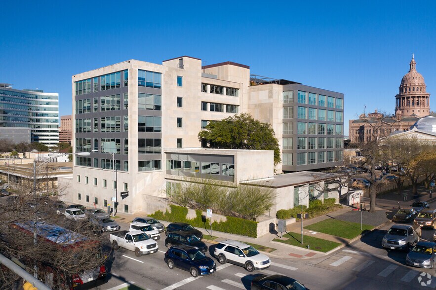 316 W 12th St, Austin, TX à louer - Photo du bâtiment - Image 2 de 18