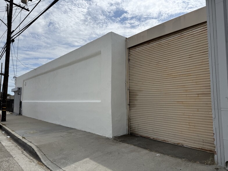 3013 Potrero Ave, El Monte, CA à louer - Photo du bâtiment - Image 2 de 12