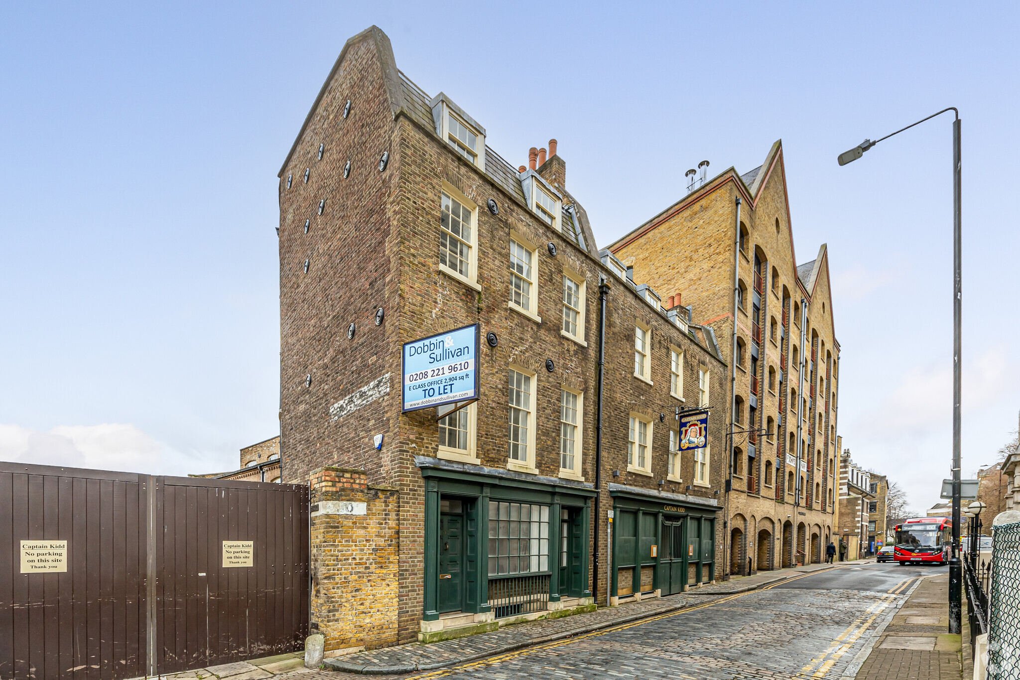 108-110 Wapping High St, London for lease Primary Photo- Image 1 of 4