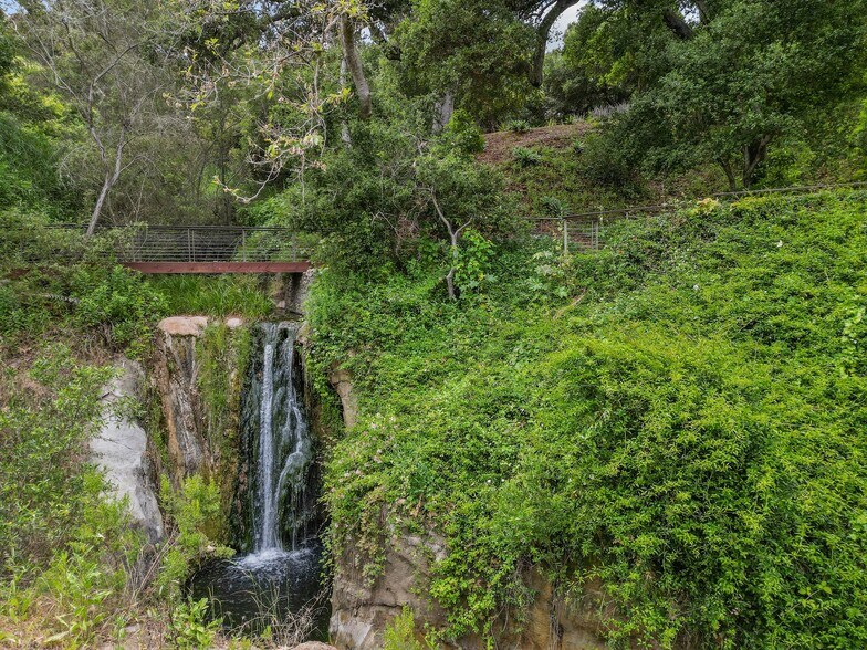 10697 Calle Quebrada, Goleta, CA à vendre - Photo principale - Image 2 de 43