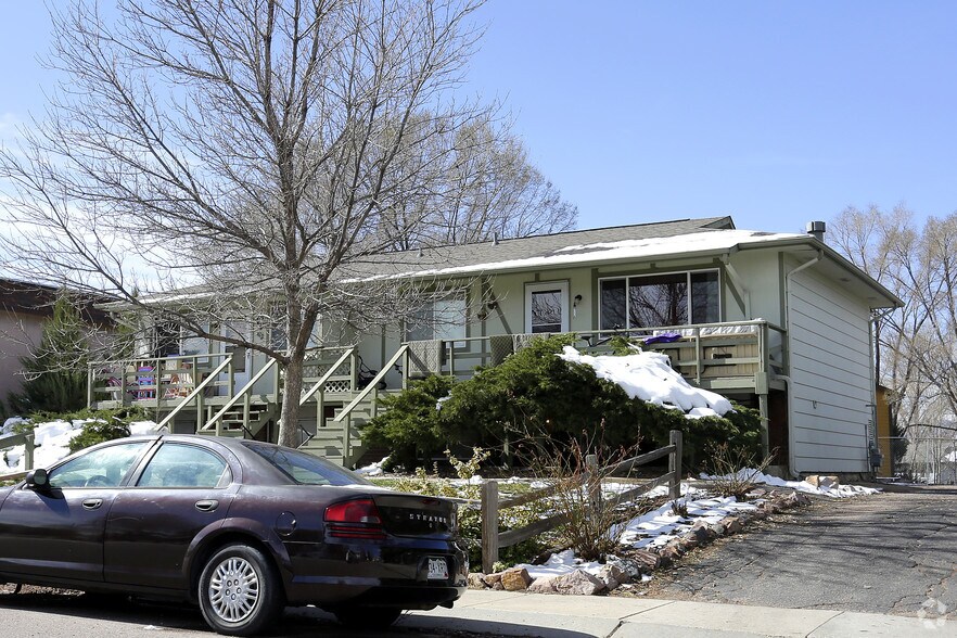 314 Bonnie Ct, Colorado Springs, CO à vendre - Photo du bâtiment - Image 2 de 4