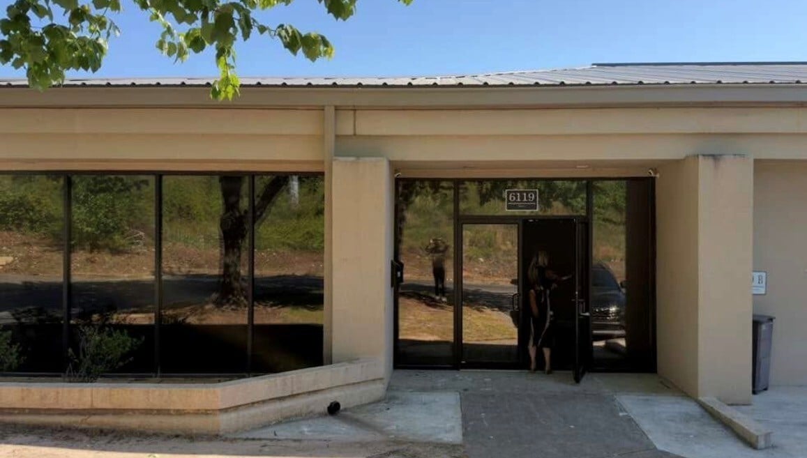 6113-6121 Oakbrook Pky, Norcross, GA à louer Photo intérieure- Image 1 de 7