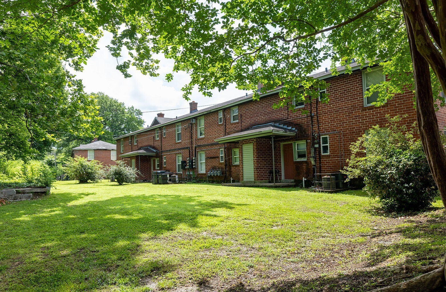 1393 Lapaloma Cir, Memphis, TN à vendre Photo du bâtiment- Image 1 de 49