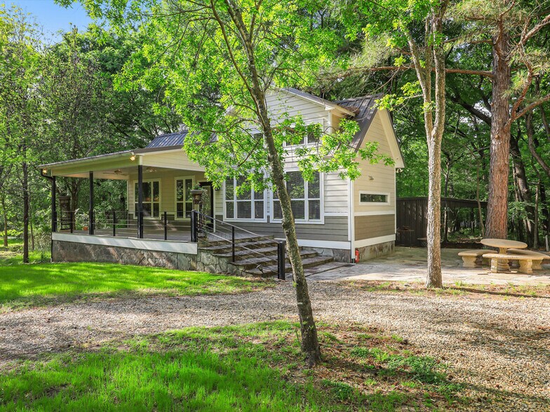2769 RS County Road 3160, Emory, TX à vendre - Photo du bâtiment - Image 3 de 23