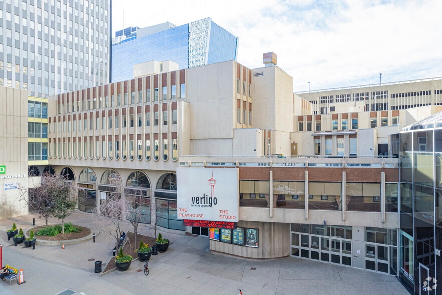 115 9th Ave SE, Calgary, AB à vendre - Photo principale - Image 1 de 1