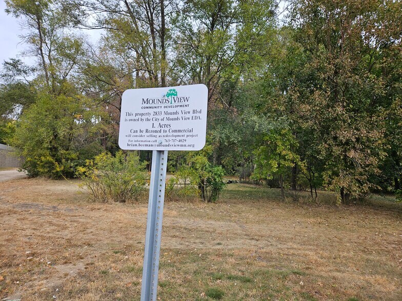 2833 Mounds View Blvd, Mounds View, MN à vendre - Photo du bâtiment - Image 3 de 12