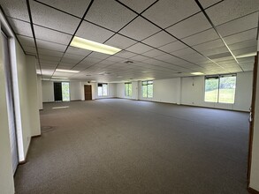 1735 Babcock Rd, San Antonio, TX for lease Interior Photo- Image 2 of 8