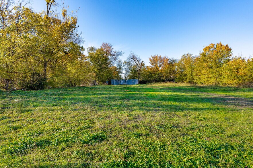 1627 Fitzhugh, Dallas, TX for sale - Primary Photo - Image 2 of 15