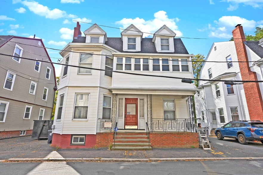 4 Saint Paul St, Cambridge, MA à vendre - Photo principale - Image 1 de 9