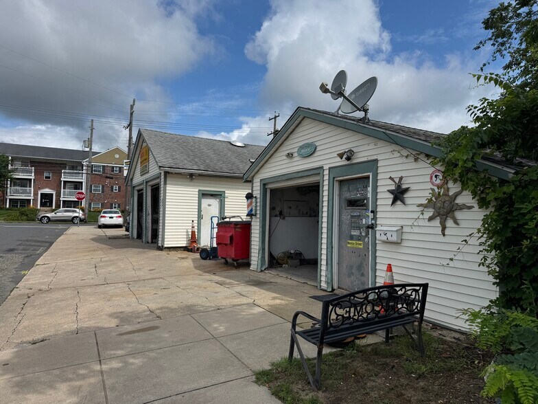 520 Shore Rd, Somers Point, NJ à vendre - Photo du bâtiment - Image 2 de 4